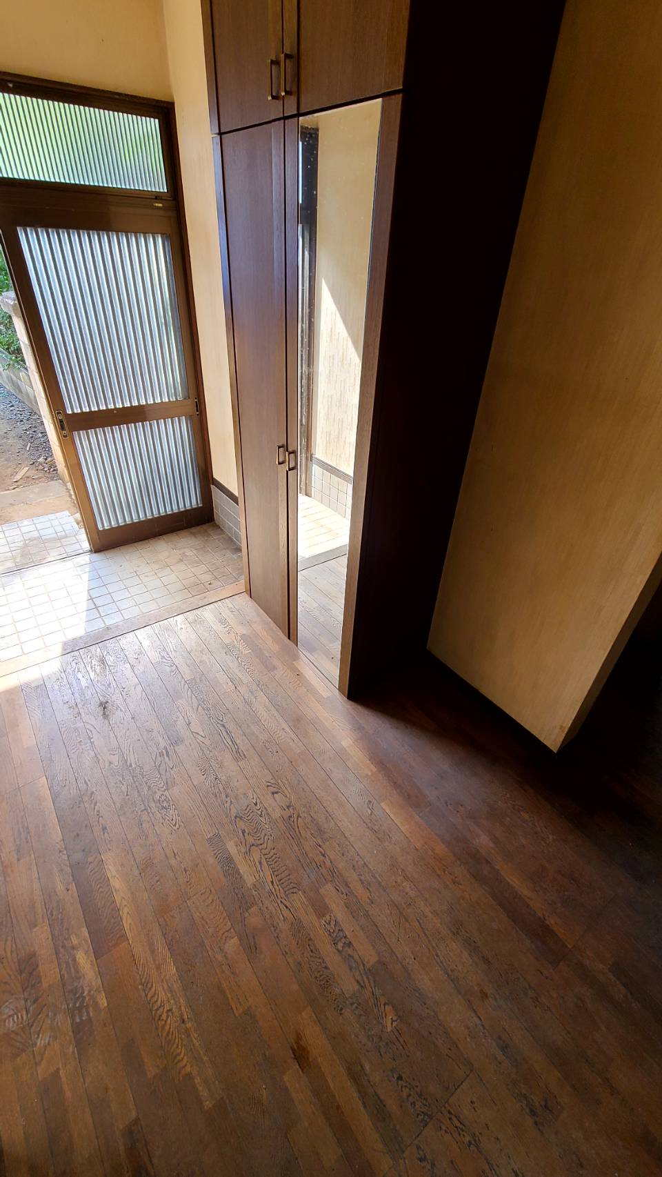 【遺品整理作業】成年後見人様からご紹介でご依頼をいただきました！豊島区で残置物撤去作業です。