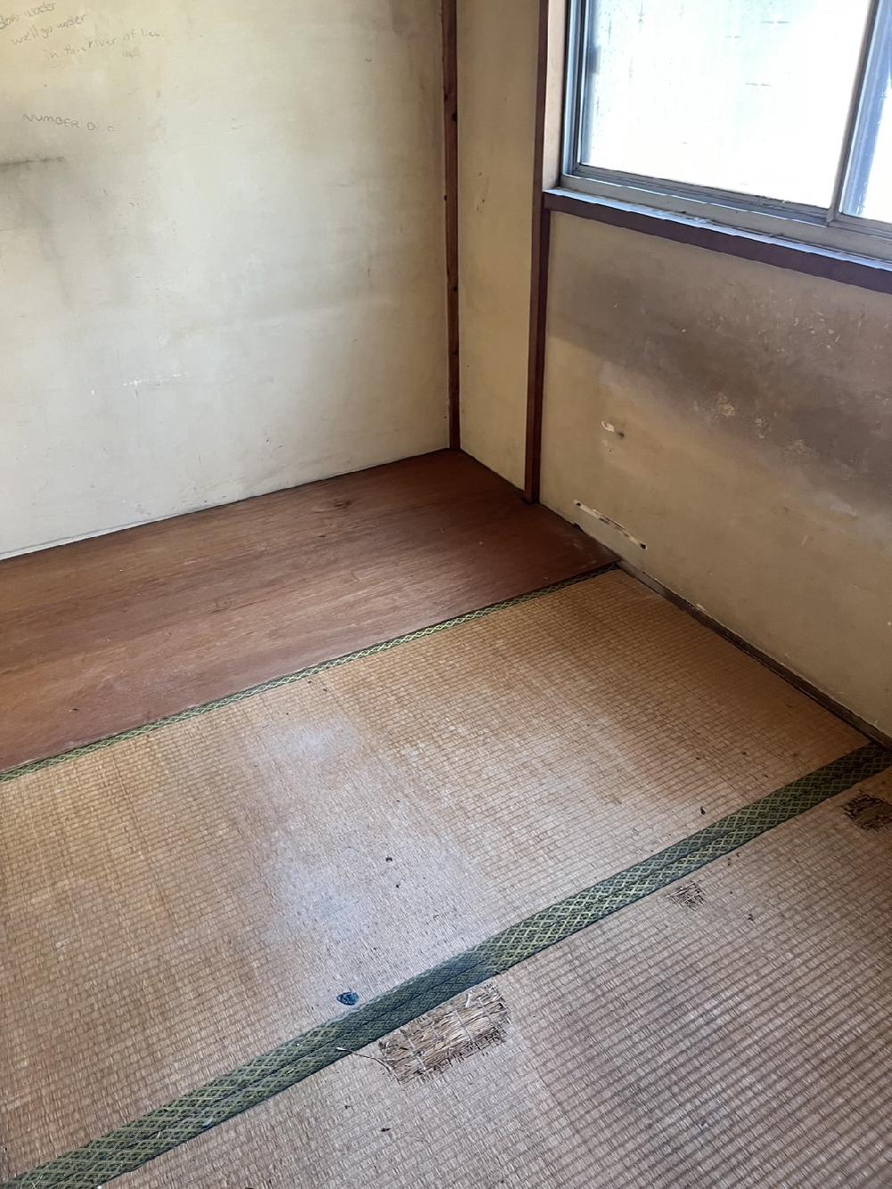 【遺品整理作業】不動産屋さんからご紹介でご依頼をいただきました！稲城市で遺品整理作業です。